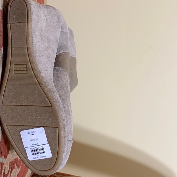 TOMS Suede Desert Wedge High Zip Boots Taupe 7 - Picture 4 of 6